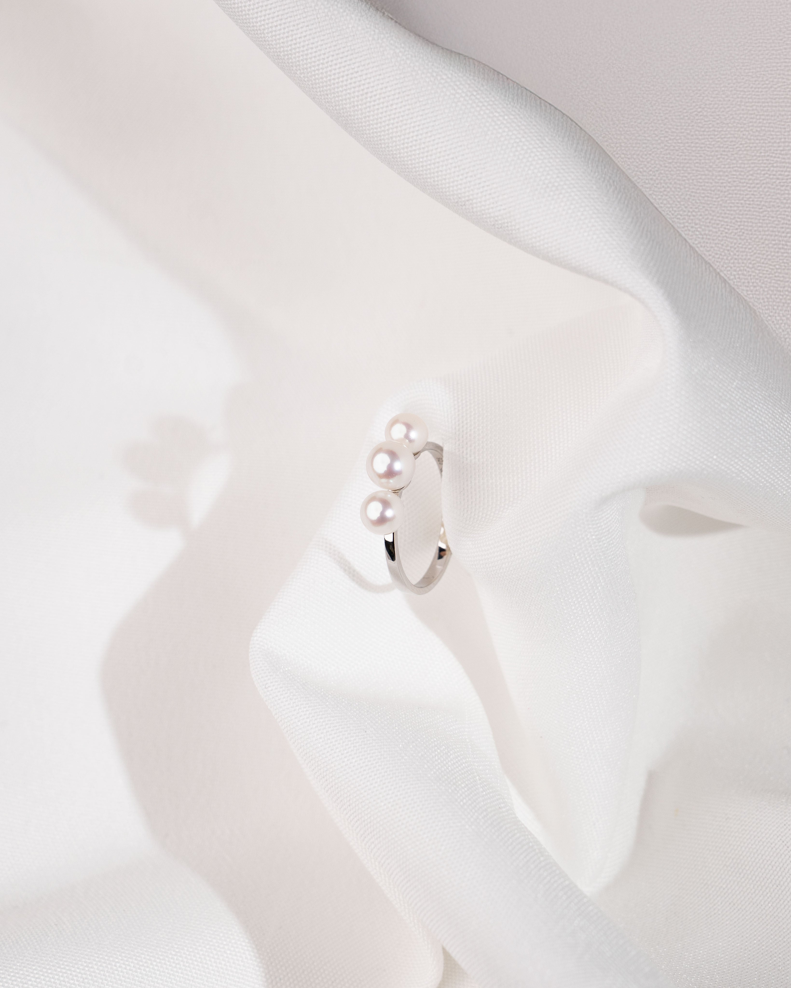 Anillo Tres Perlas Redondas de 5,5-6mm - Plata de Ley