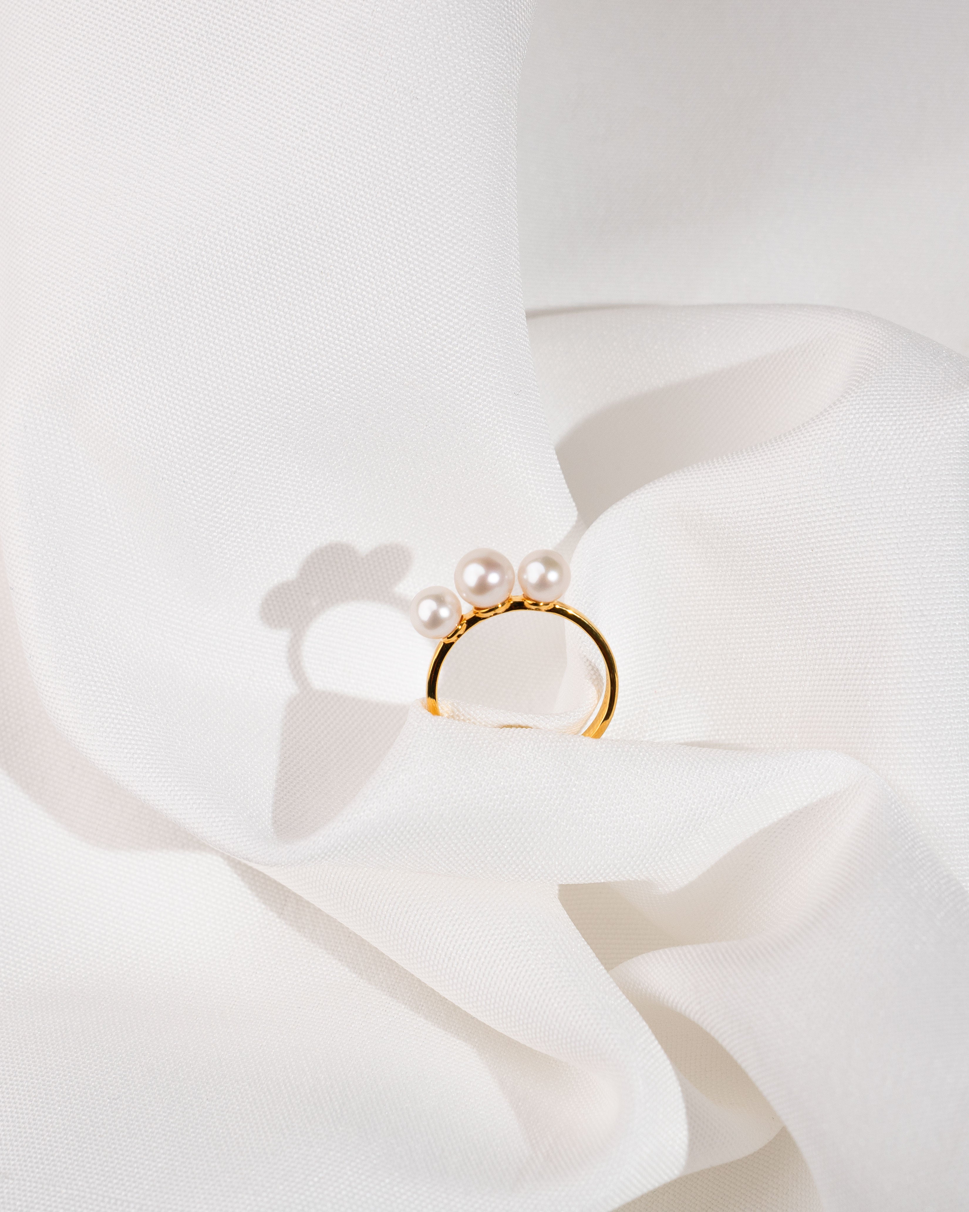 Anillo Tres Perlas Redondas de 5,5-6 mm - Oro Vermeil