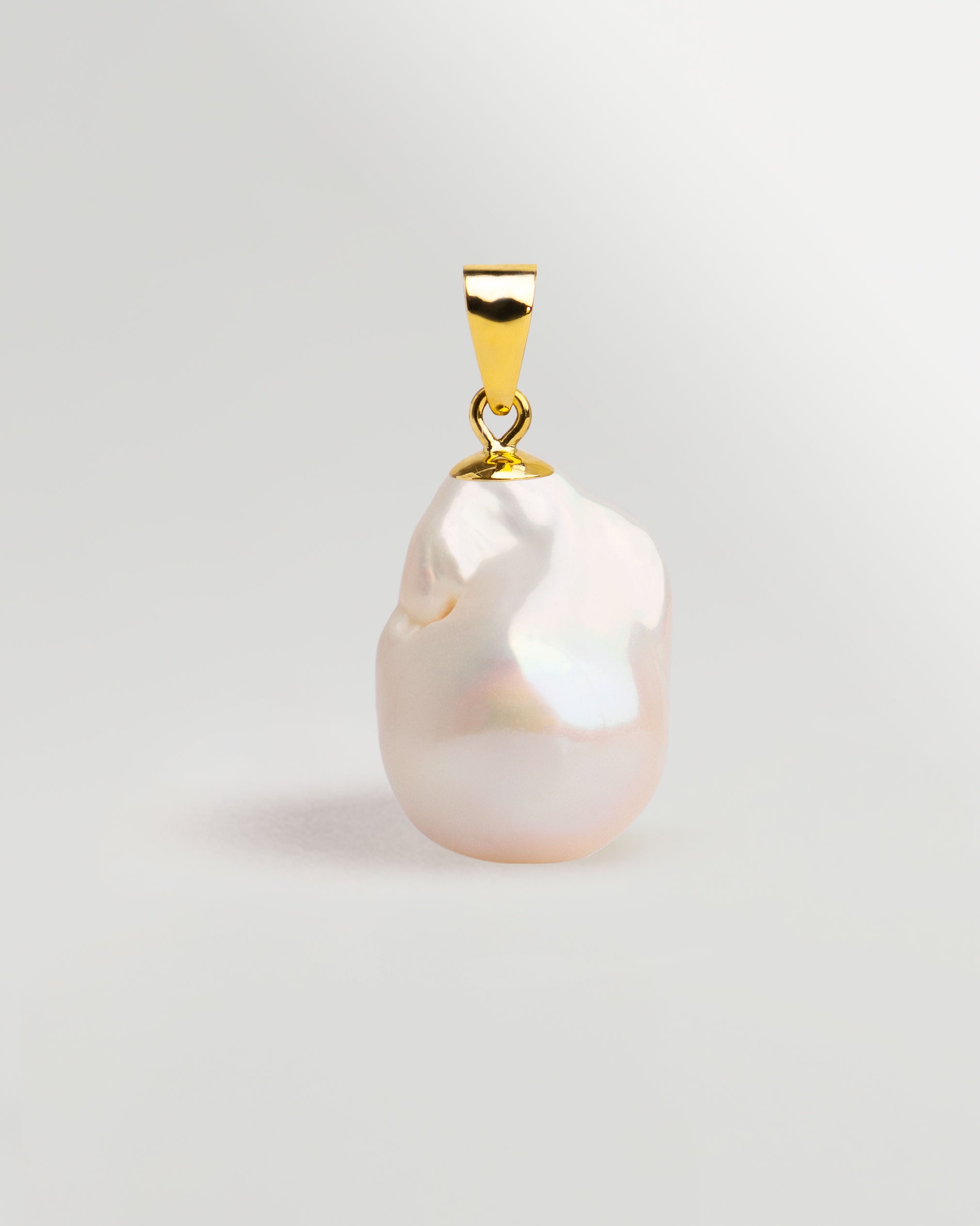 Colgante de Perla Cultivada Agua Dulce Barroca (Fireball) en Oro 18k | SY Perlas