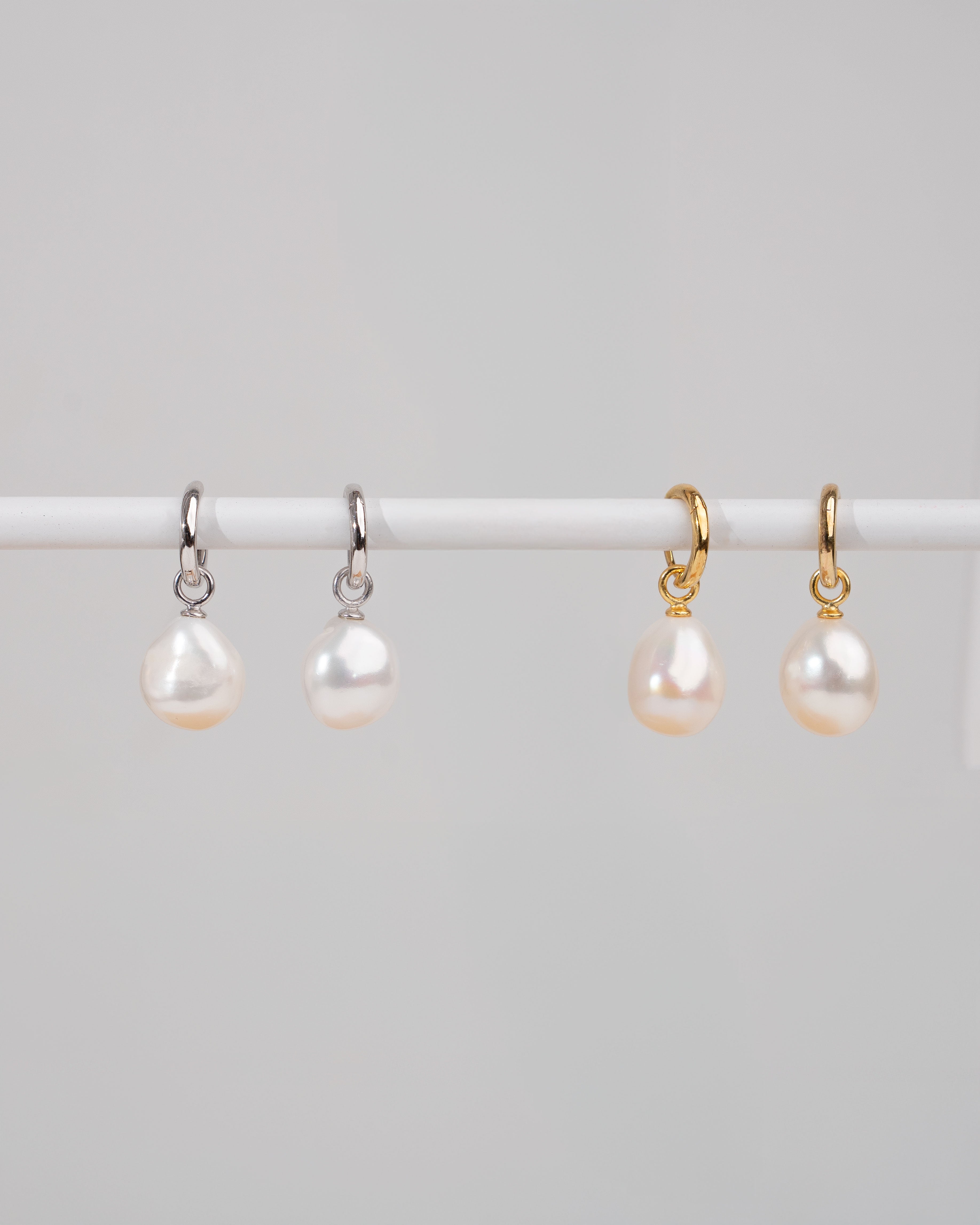 Pendientes de Aro de Plata de Ley u Oro Vermeil con Perla Barroca - 12mm