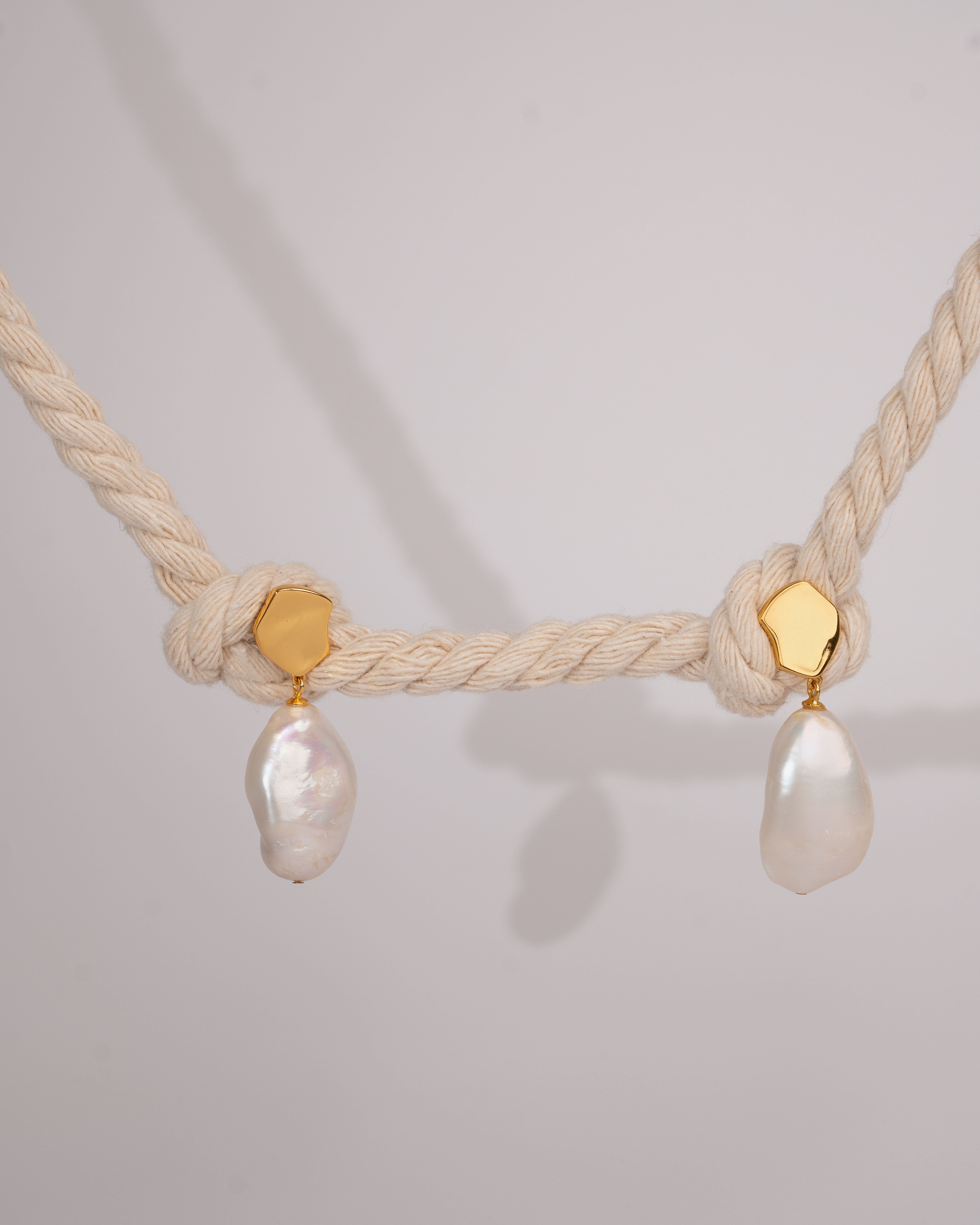 Pendientes de Perlas Barrocas Keshi y plata bañada en oro de mujer Secret & You