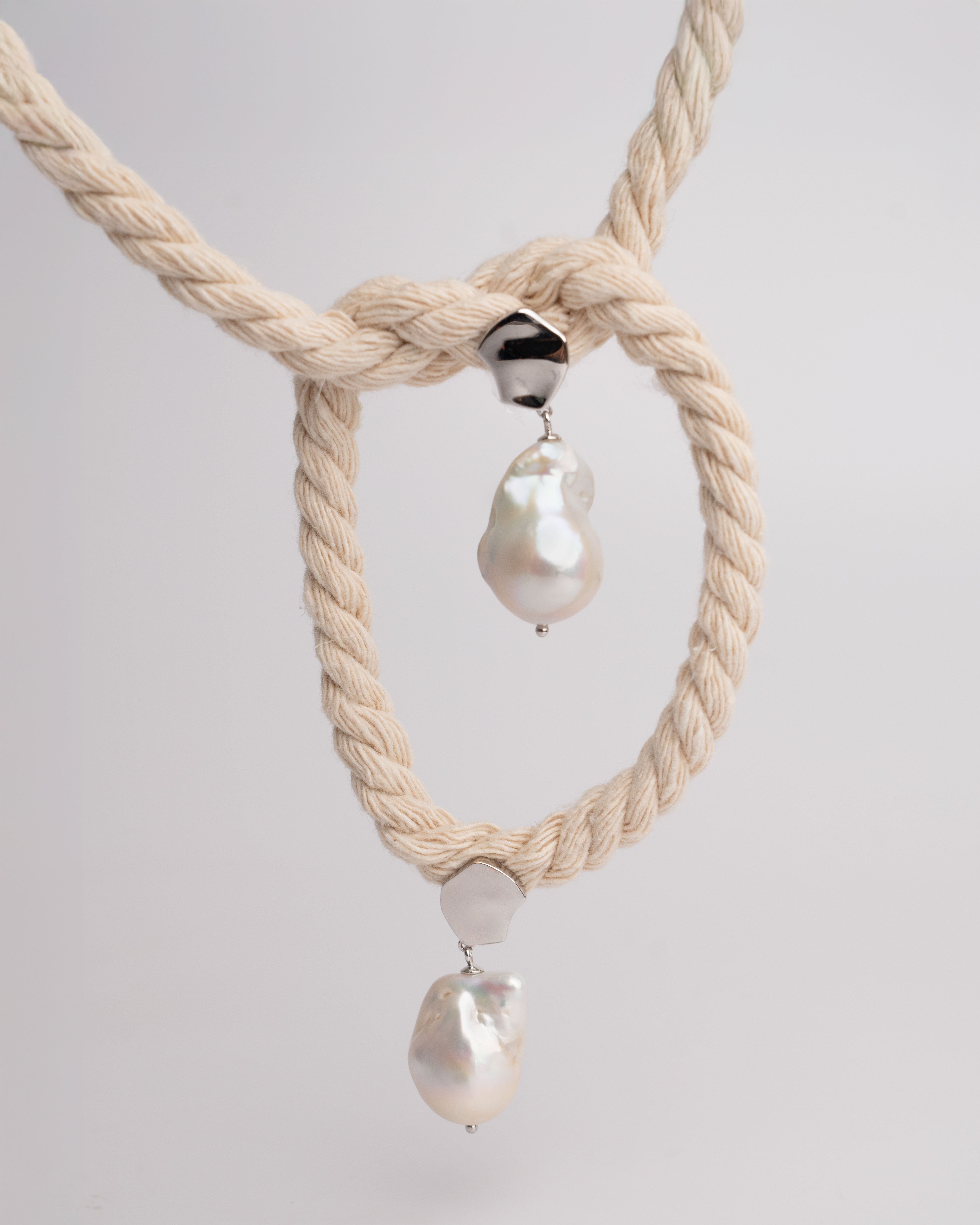 Pendientes de mujer de perlas cultivadas barrocas grandes y plata de ley Secret & You