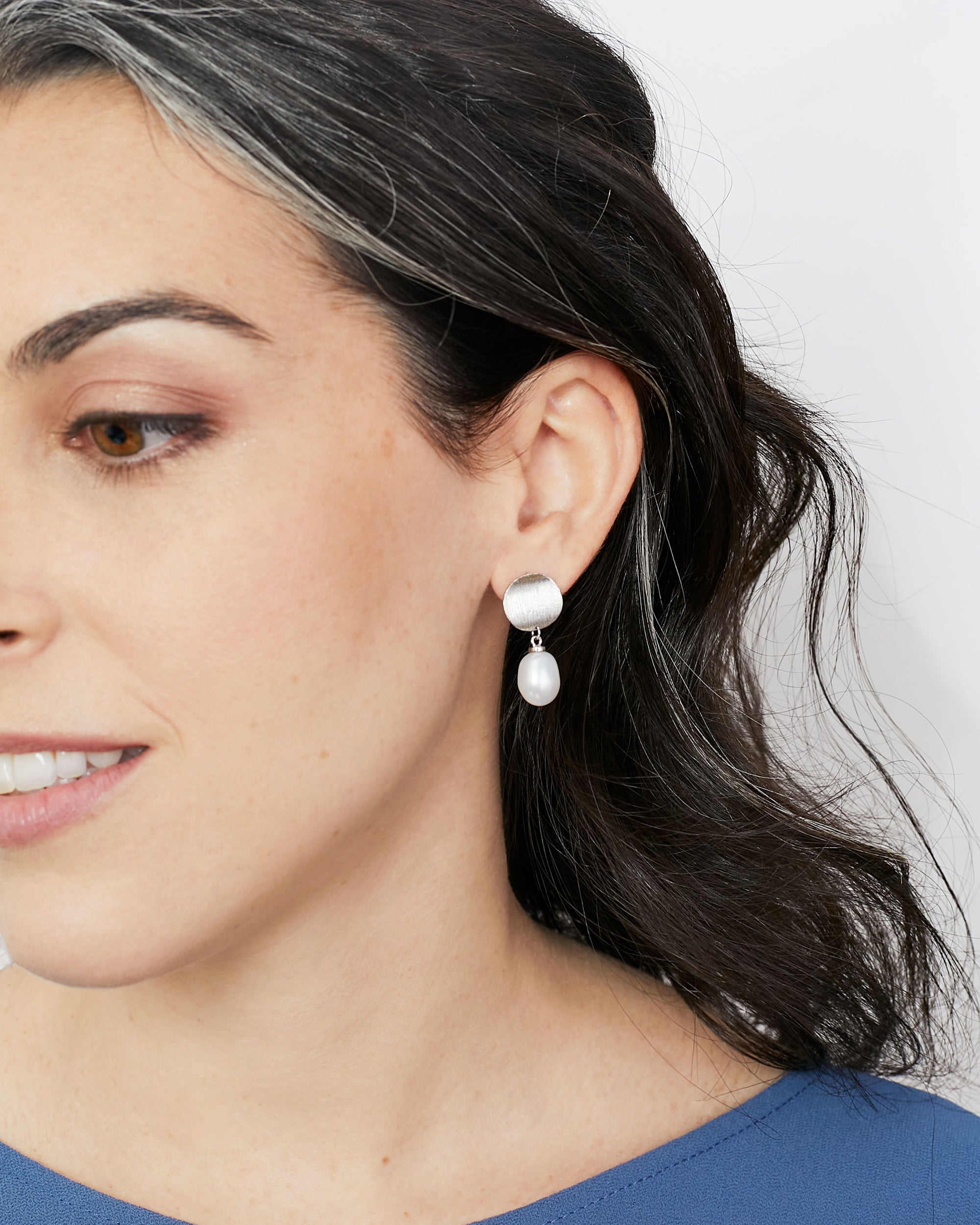 Pendientes de Mujer con Perla Barroca y Placa de Plata de Ley Secret & You