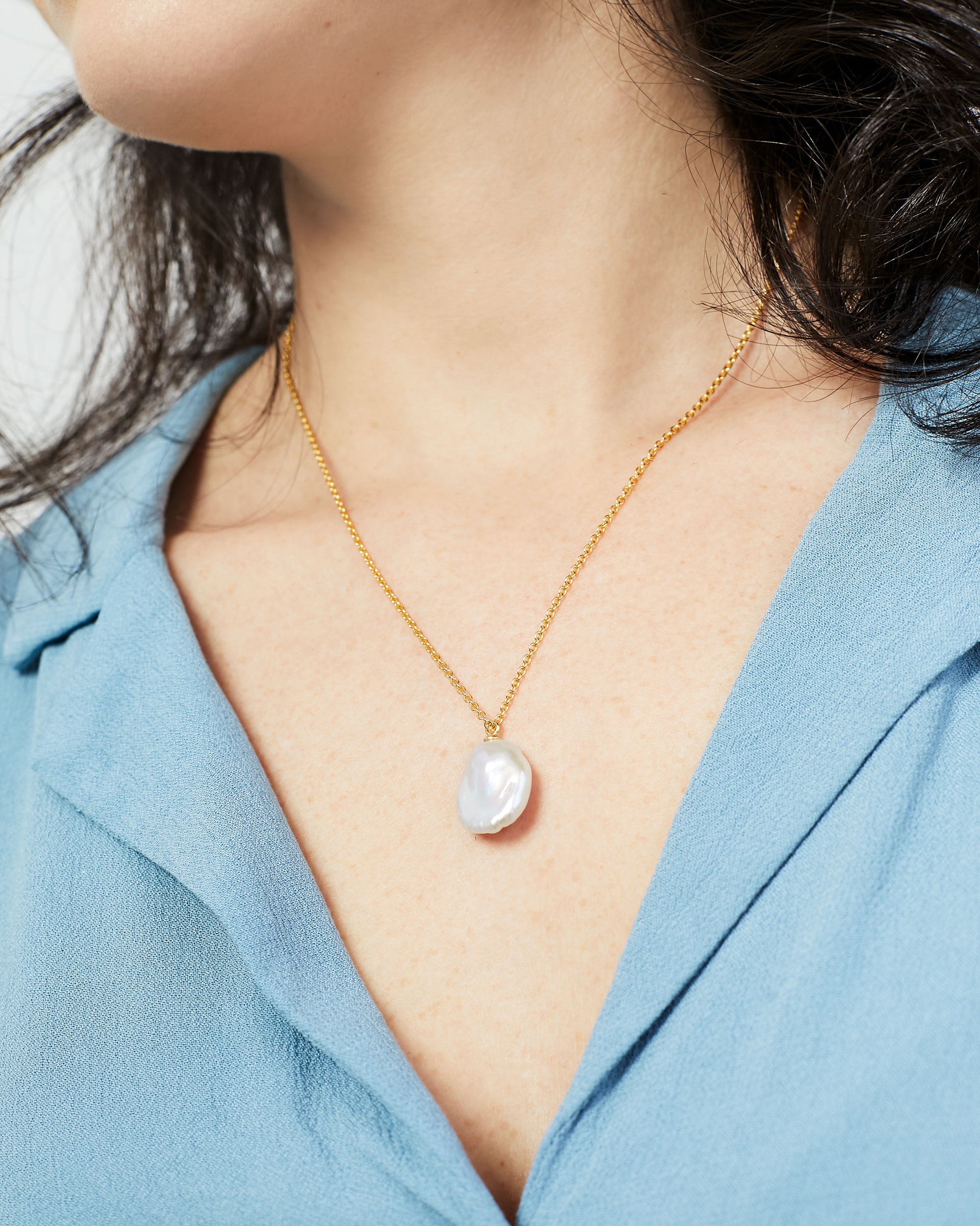 Colgante Perla de Agua Dulce Keshi de 14-16 mm y Plata de ley bañada en Oro Secret & You