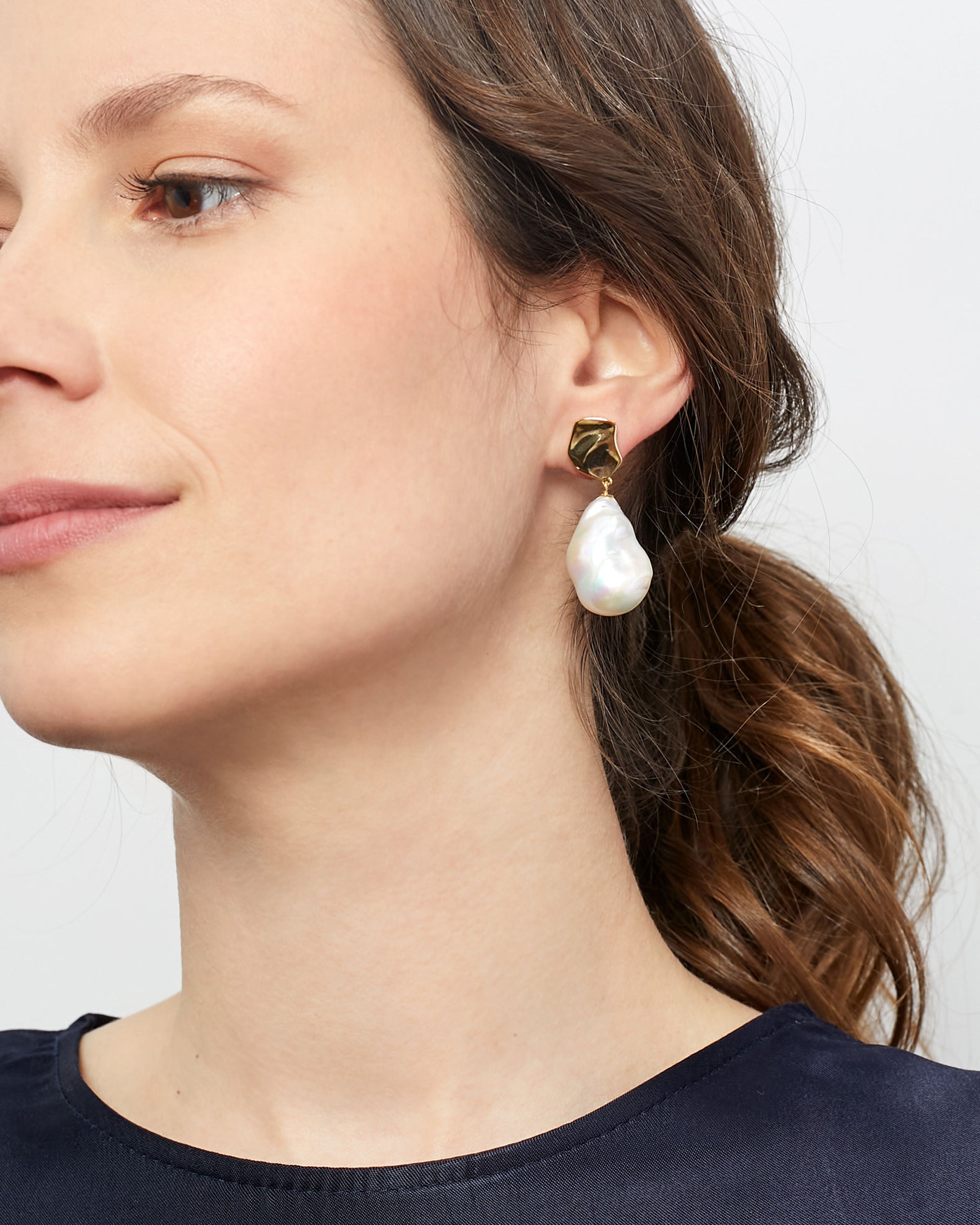 Pendientes de Perlas Barrocas Keshi y plata bañada en oro de mujer Secret & You