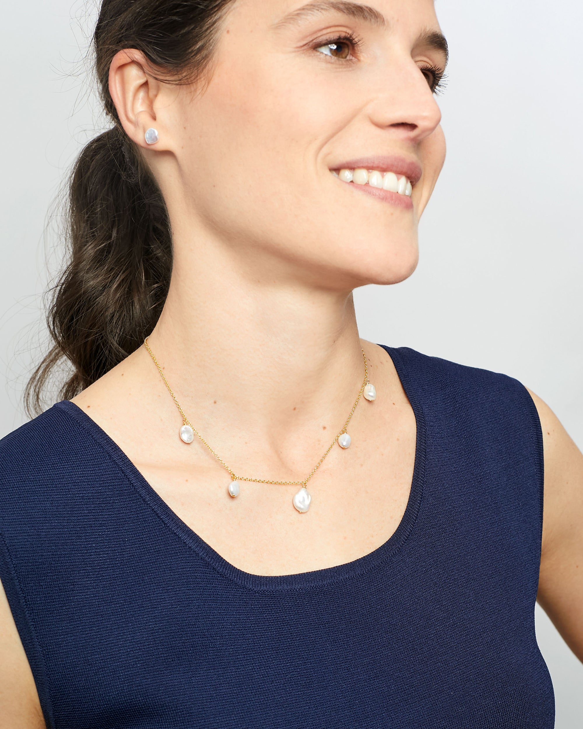 Colgante de plata bañada en oro de 18k de perlas barrocas keshi blancas de mujer Secret & You