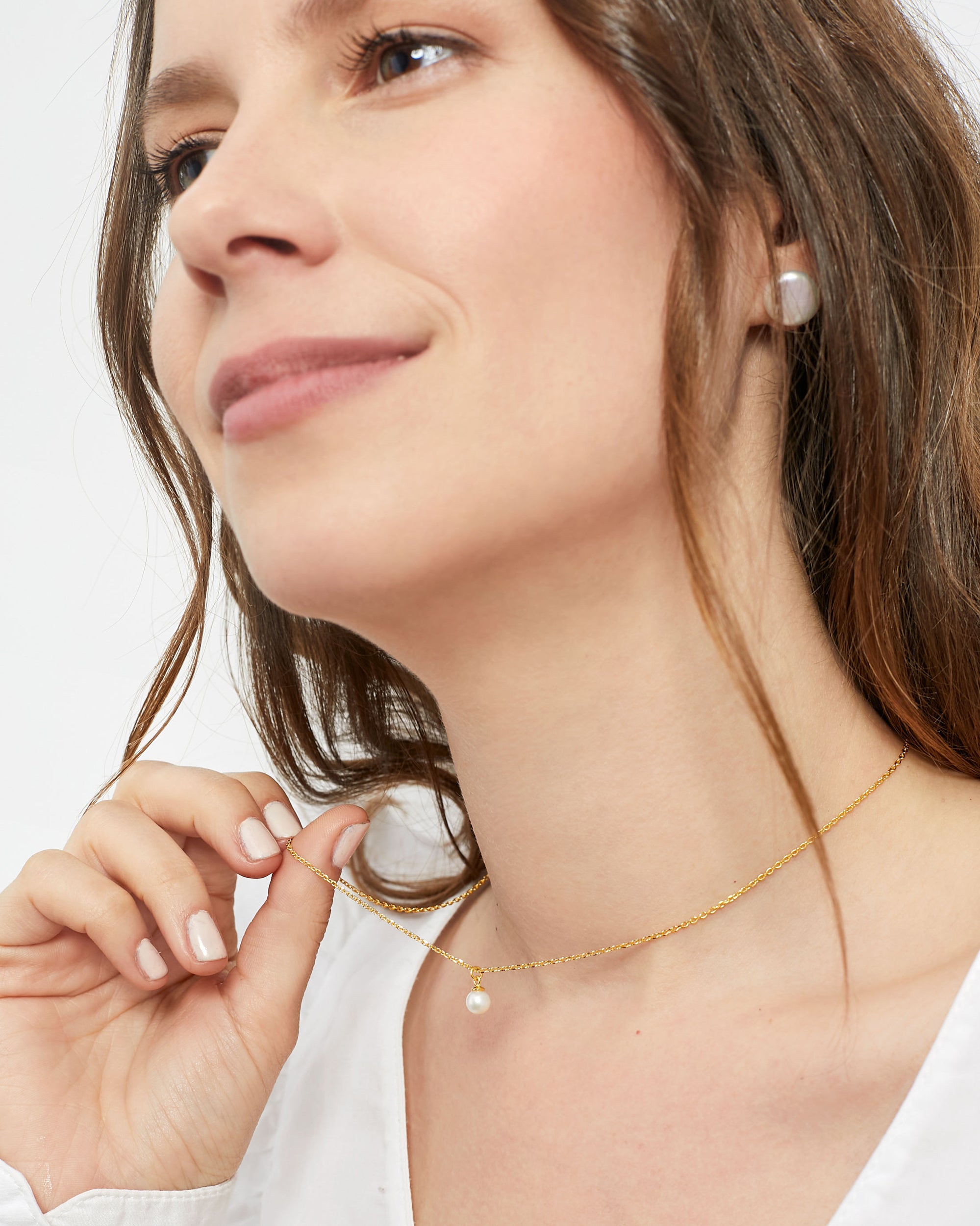 Colgante de perla cultivada de agua dulce con cadena de plata de ley bañada en oro de 18 K