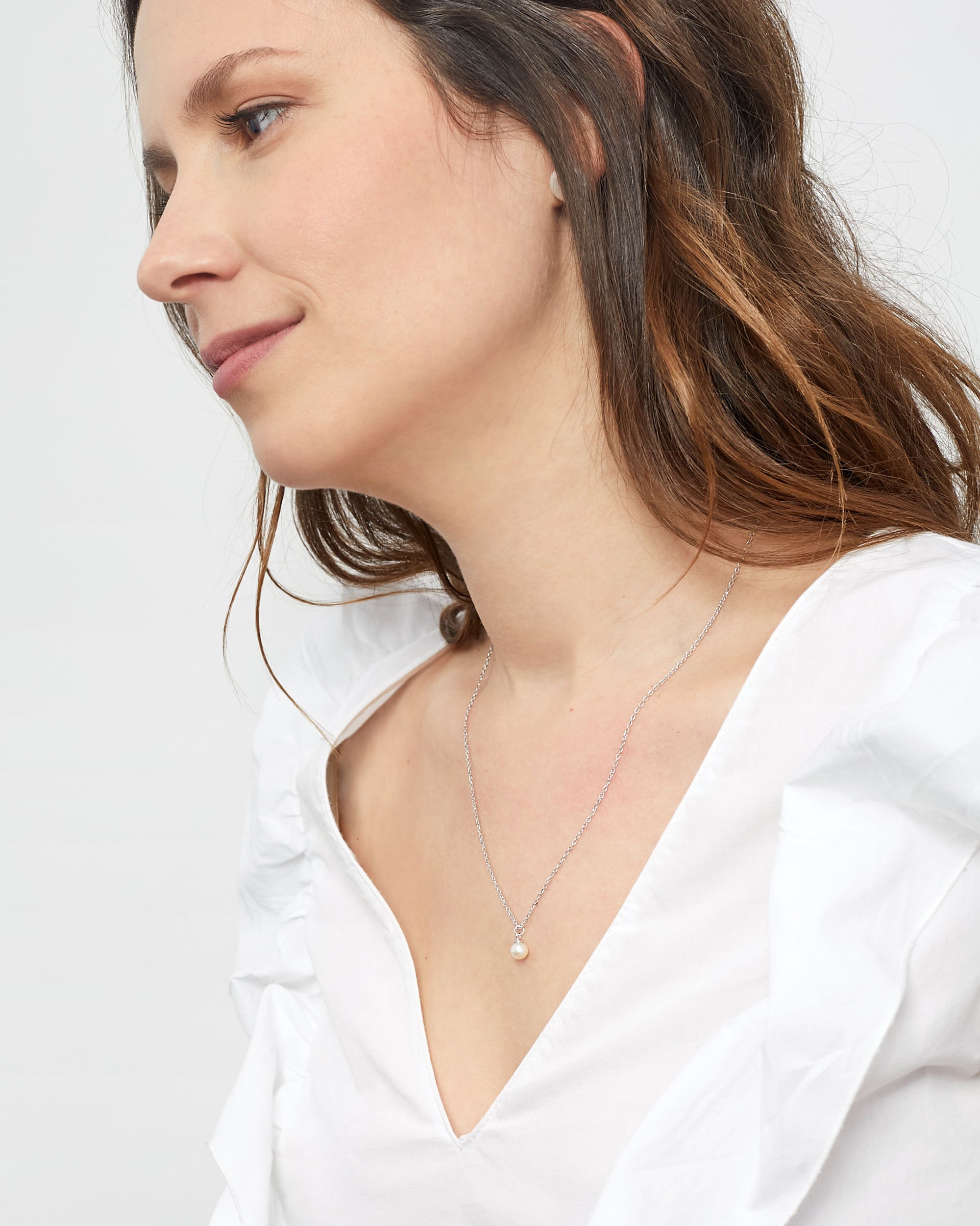 Colgante con Perla de Agua Dulce Redonda 5-5,5 mm y Plata de Ley Secret & You