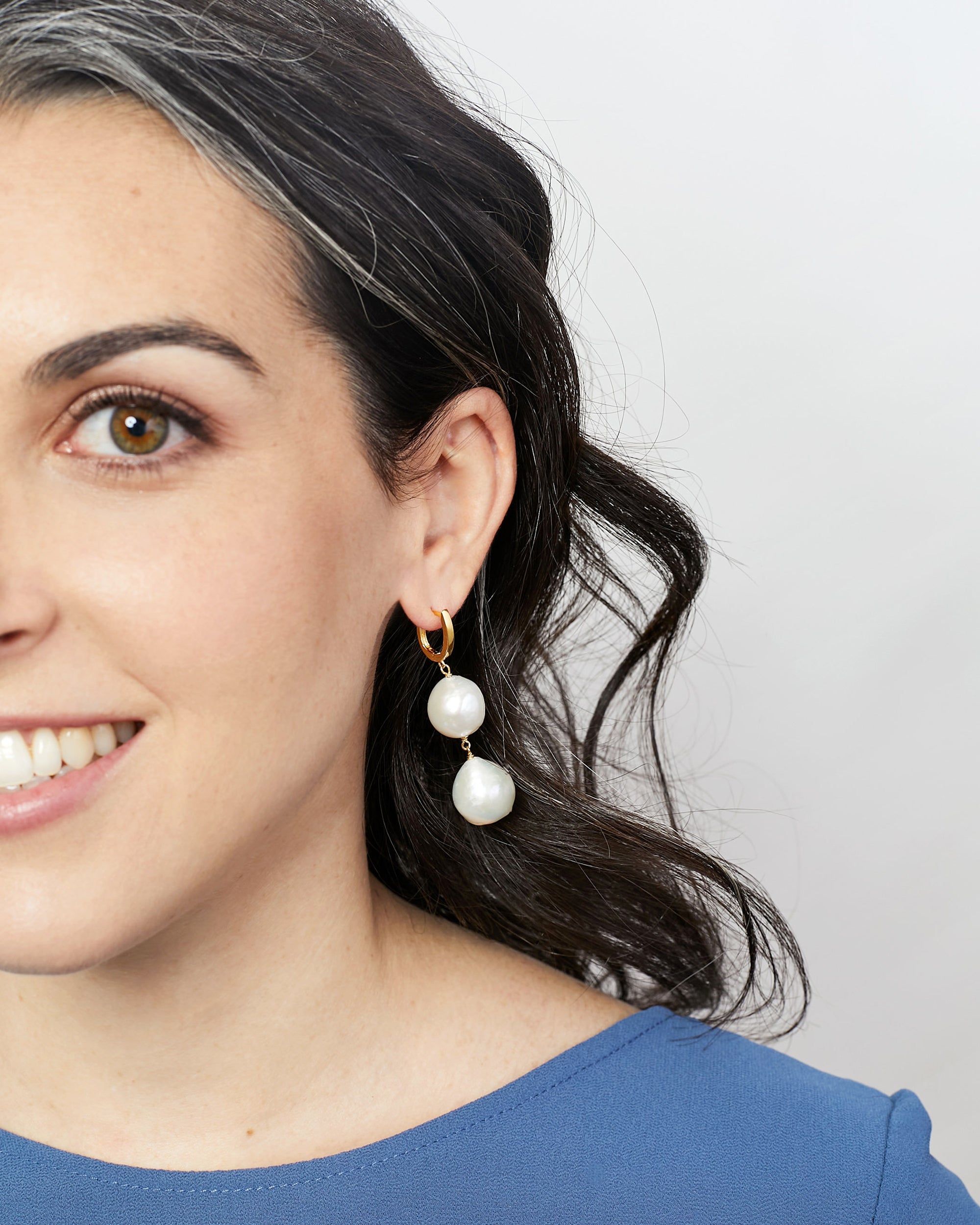 pendientes mujer dos perlas cultivadas barrocas grandes bañados en oro 18k Secret & You