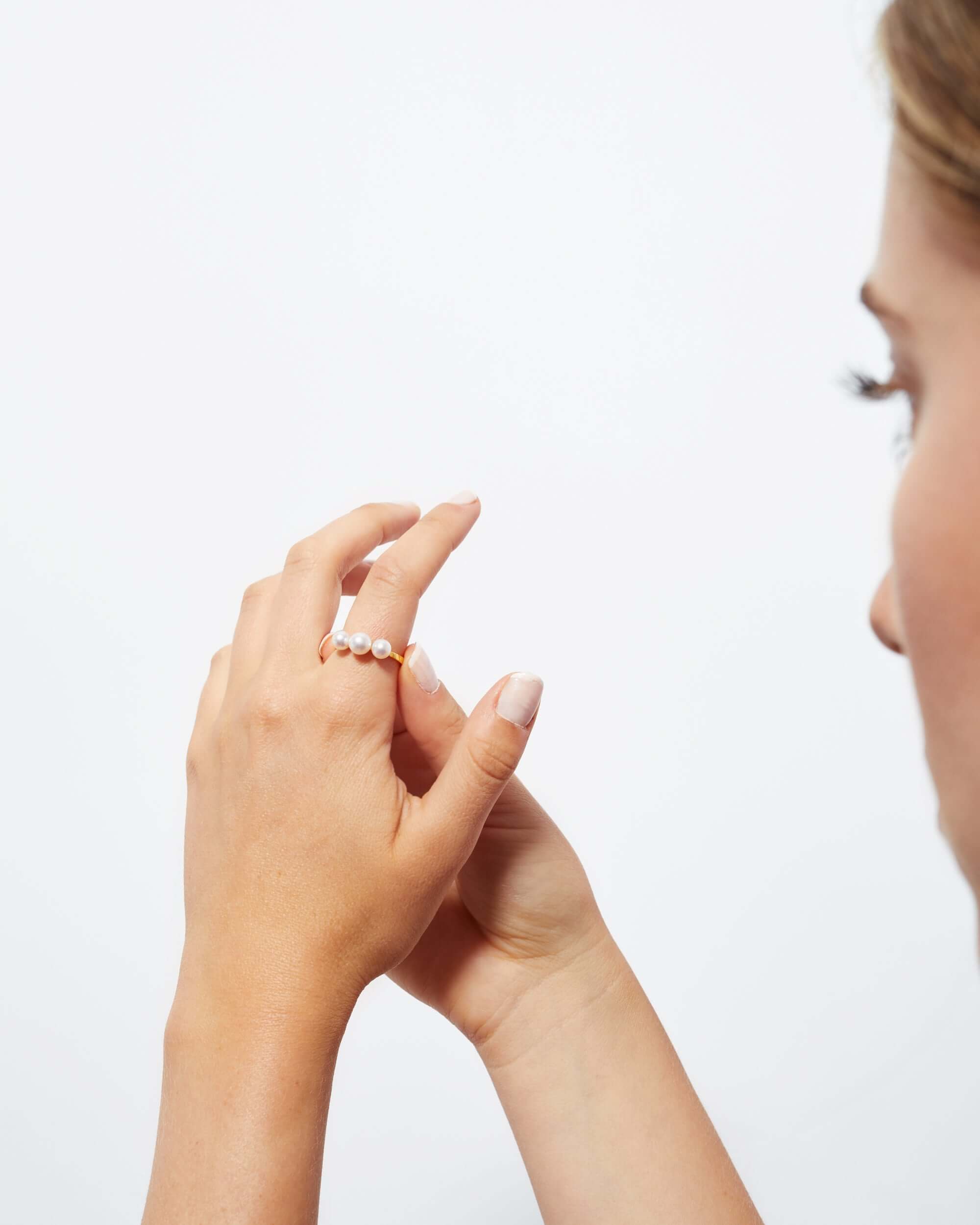 Anillo Tres Perlas Redondas de 5,5-6 mm - Oro Vermeil secret & you