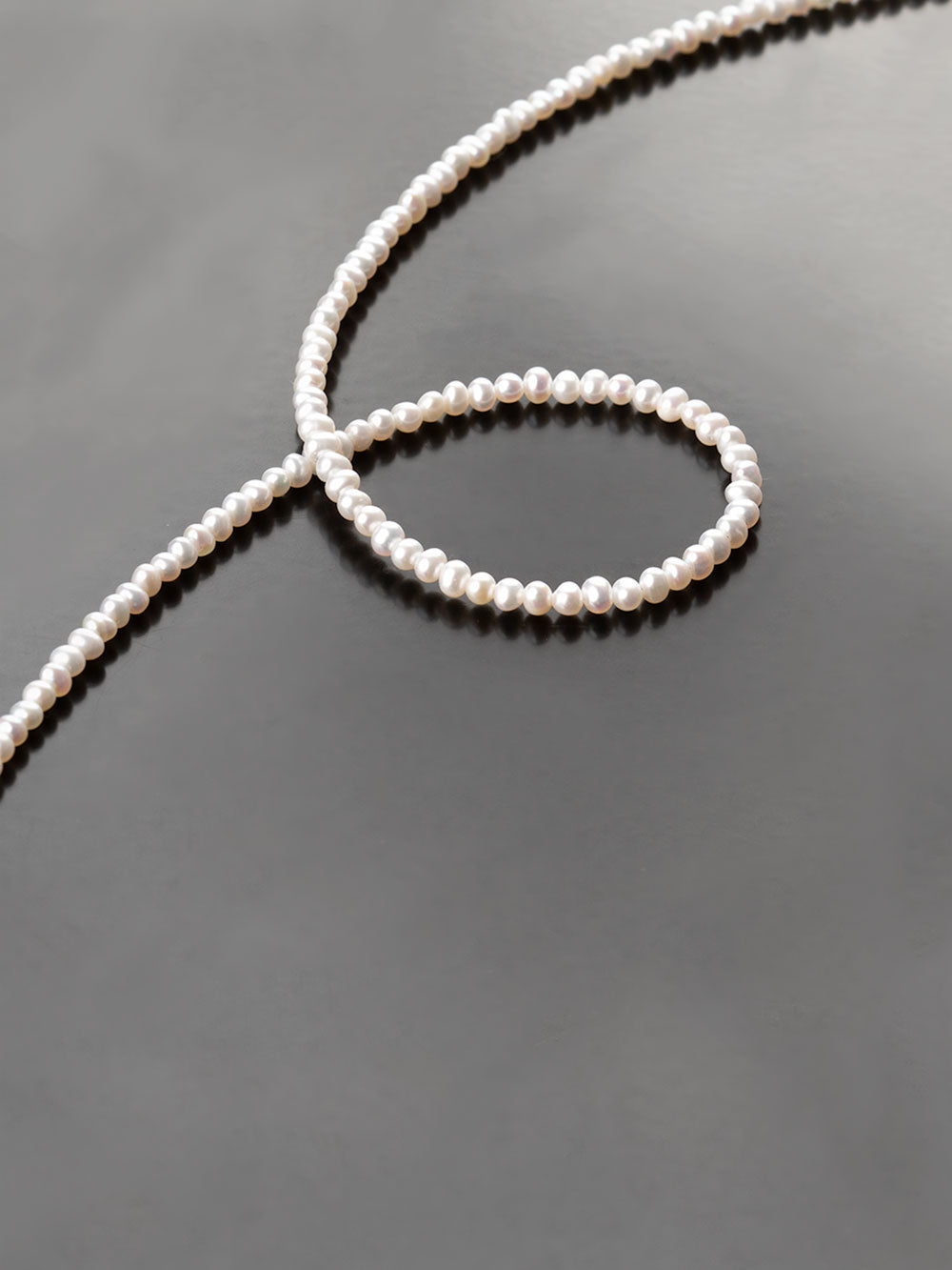 Collar de Perlas Cultivadas 3-4 mm "Rice" en Oro 18k | SY Perlas