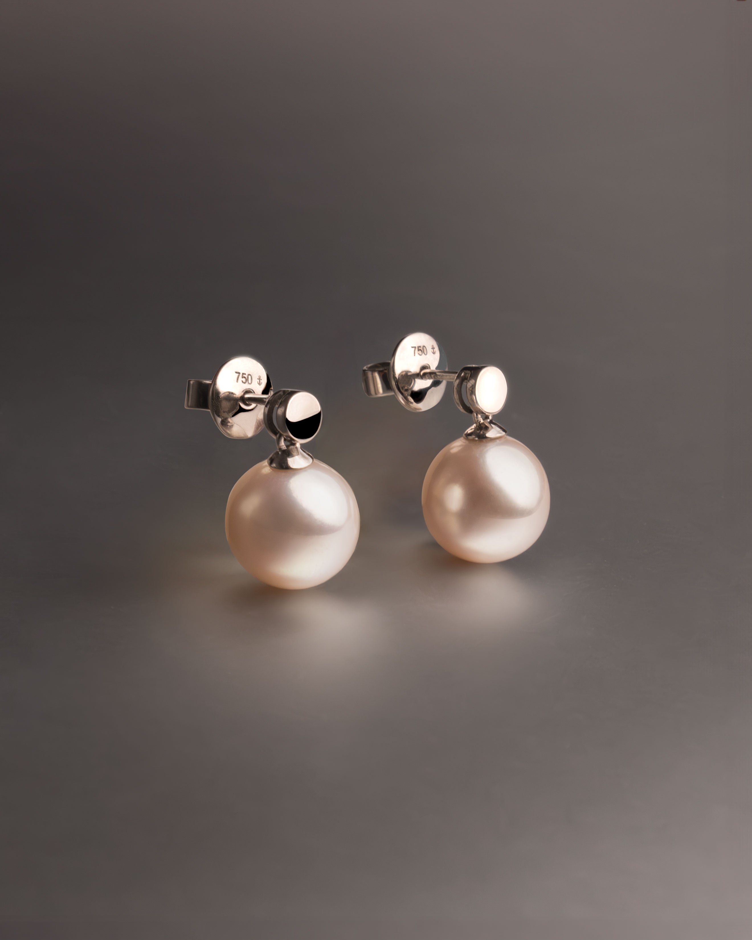 Pendientes Cassia con Perlas Australianas y Disco de Oro Blanco | 9- 10 mm