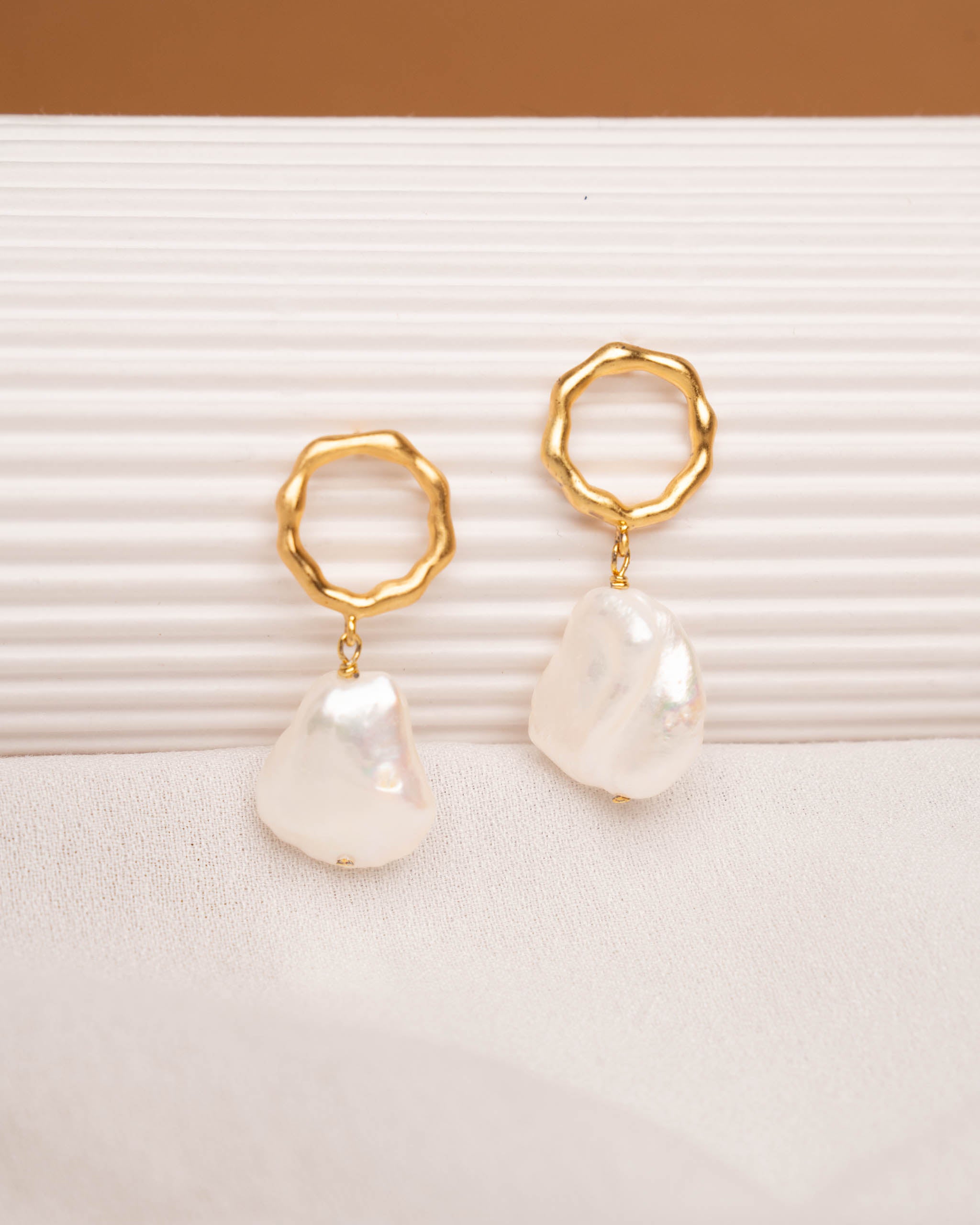 pendientes perlas cultivadas barroccas keshi grandes plata de ley bañada en oro de mujer Secret & You