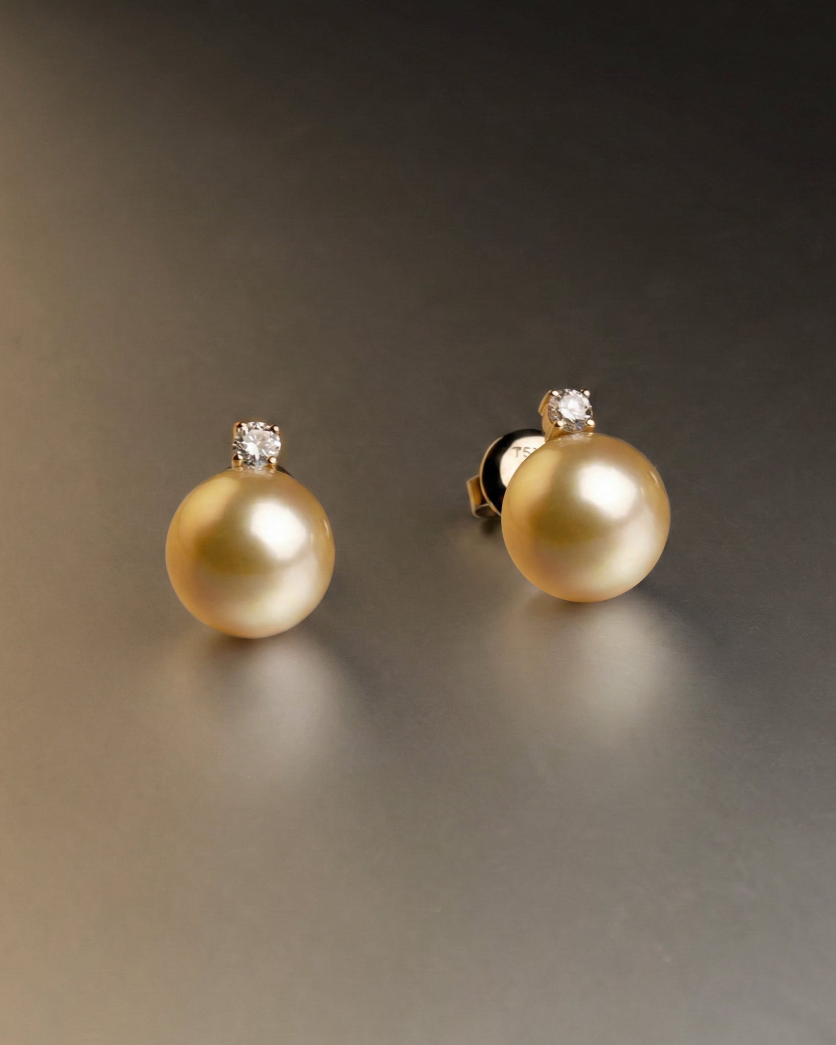 Pendientes Elara Perlas Mar del Sur doradas Oro 18k SY Perlas