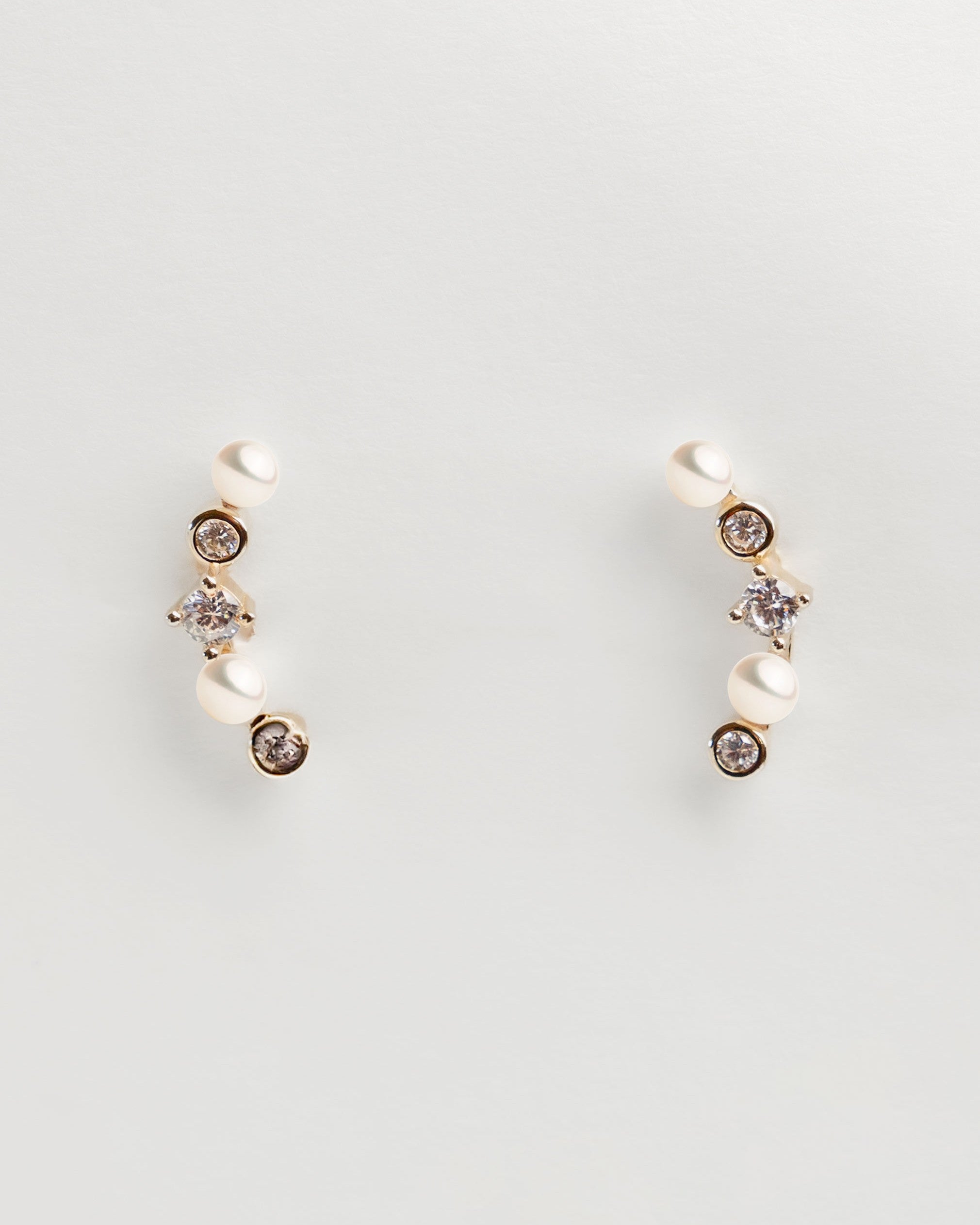 Pendientes Curie de Perlas Cultivadas de Agua dulce 3.5-4mm y Circonita
