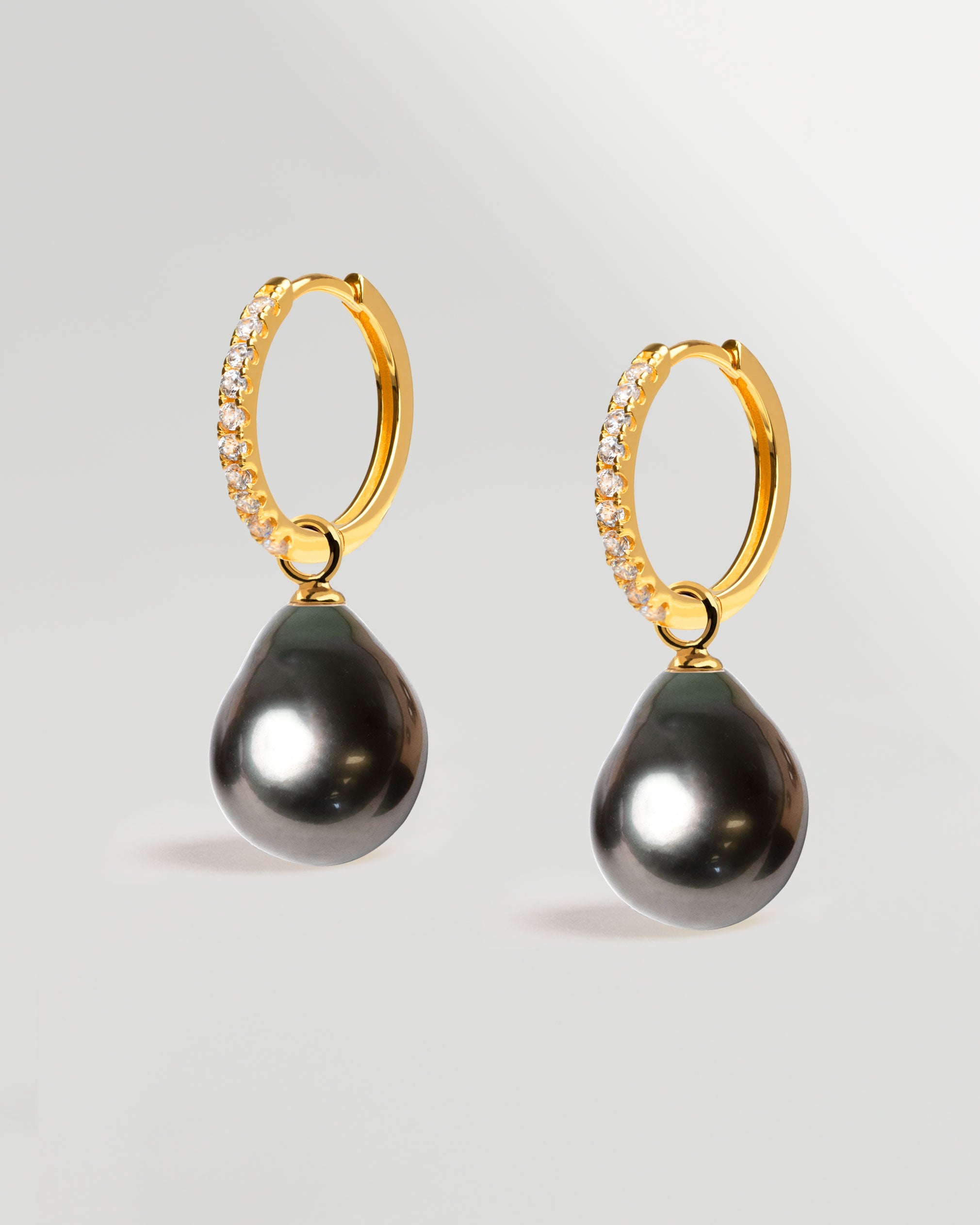 Aros de Oro Vermeil de 16 mm con circonitas y Perla Tahití Barroca