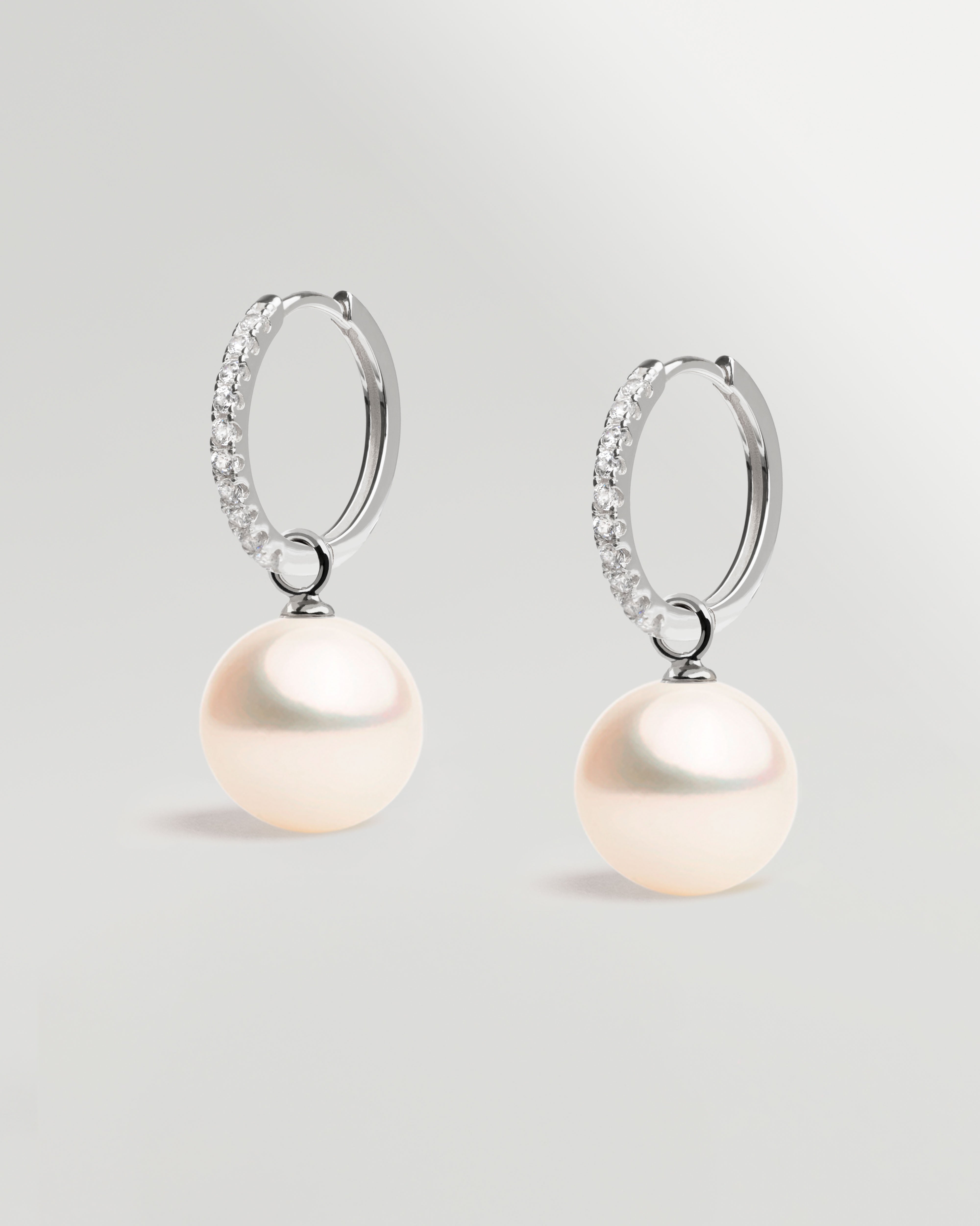 Aros de plata con circonitas y perla redonda 16mm