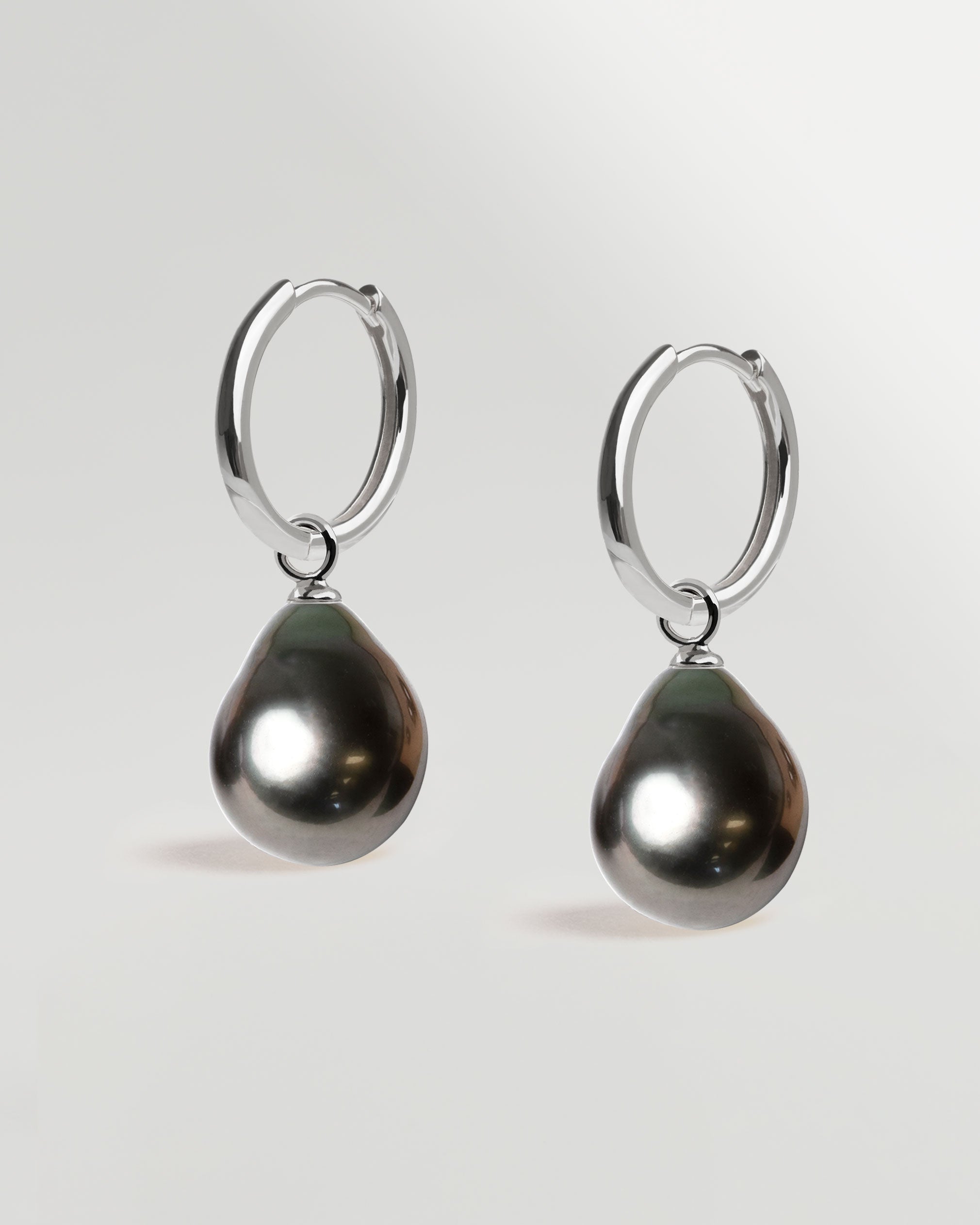 Pendientes de Aro de 16 mm de Plata de Ley con Perla Tahiti Barroca