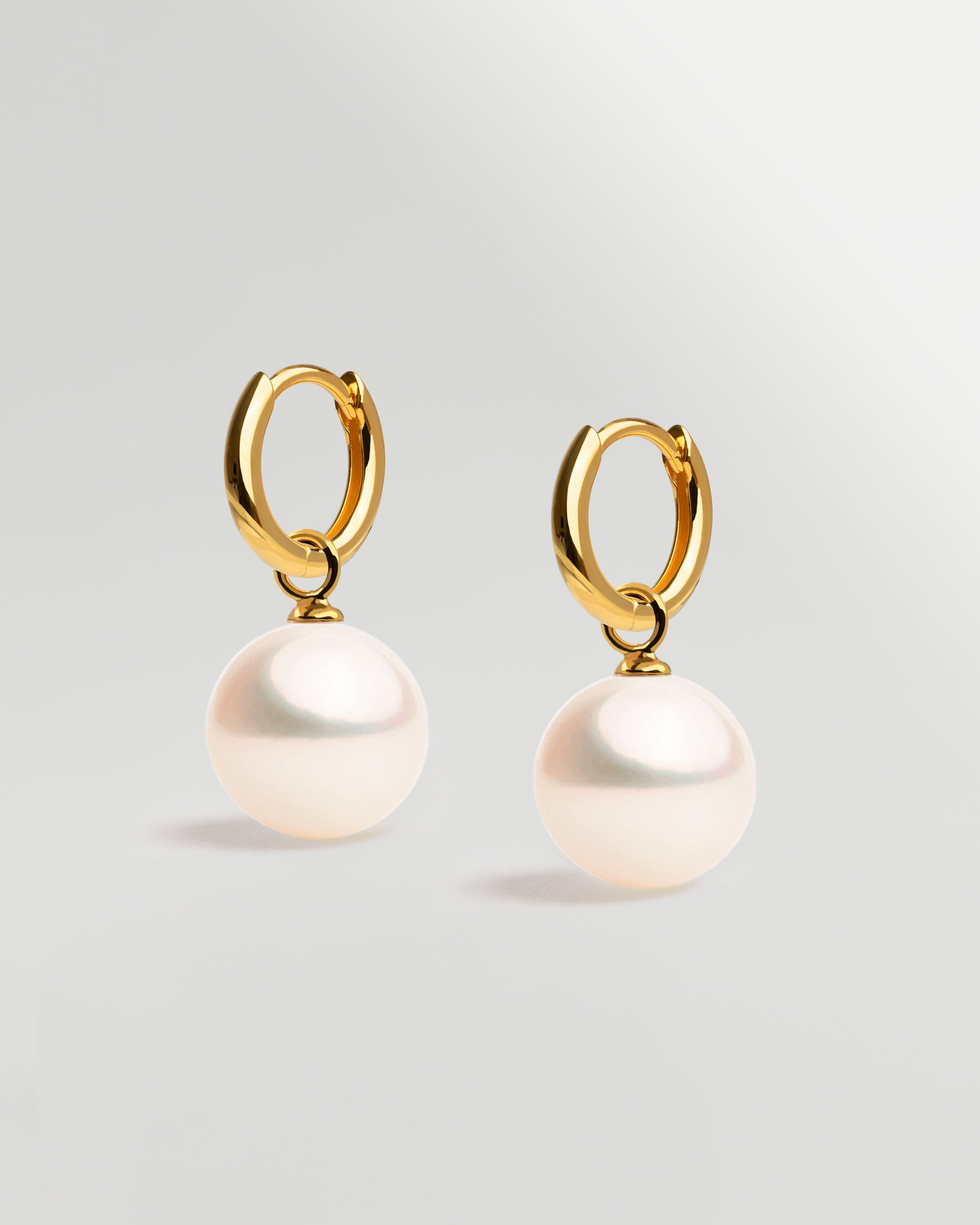 Aros de oro 18k con perla redonda secret & you