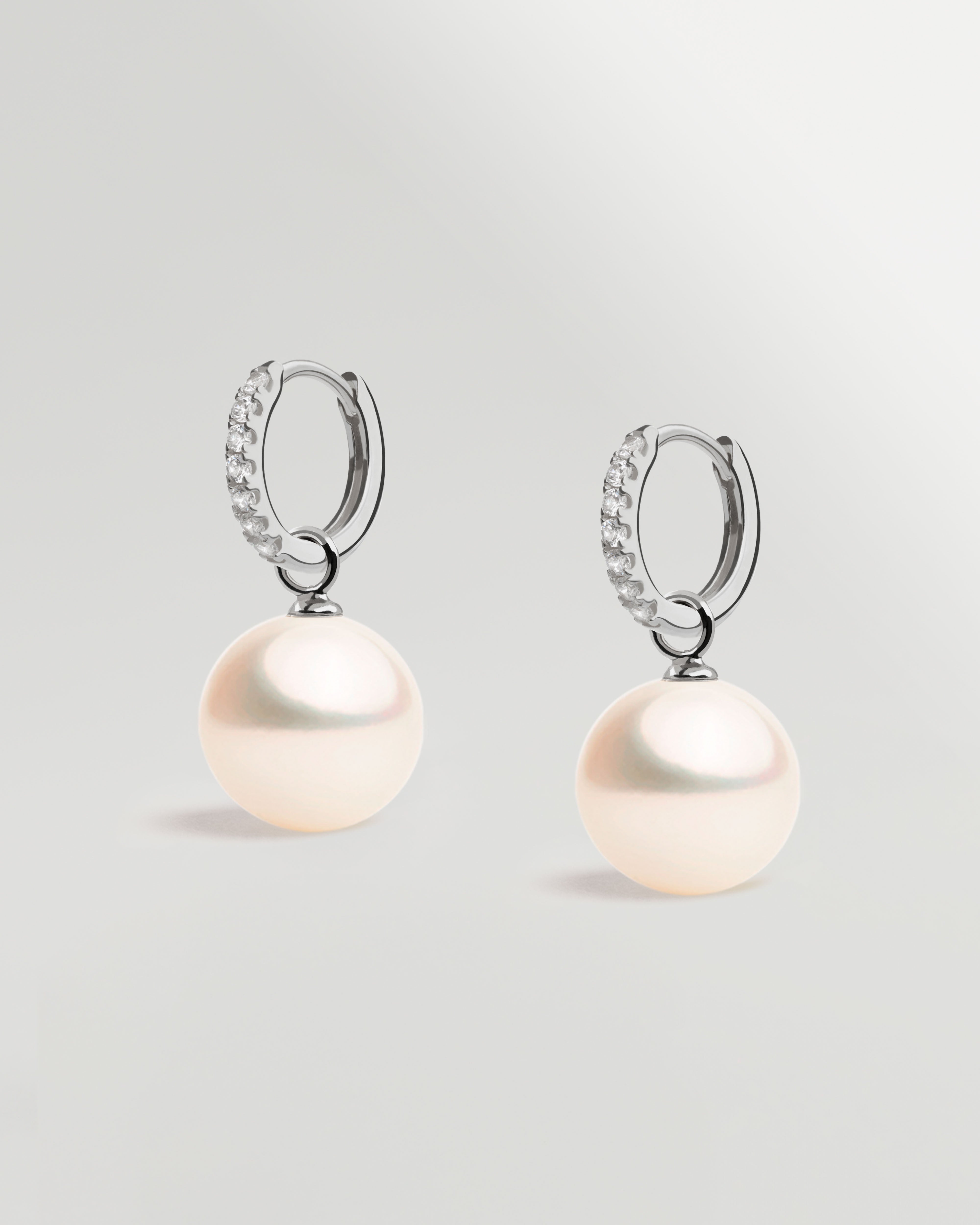 Aros de plata con circonitas y perla redonda 12mm