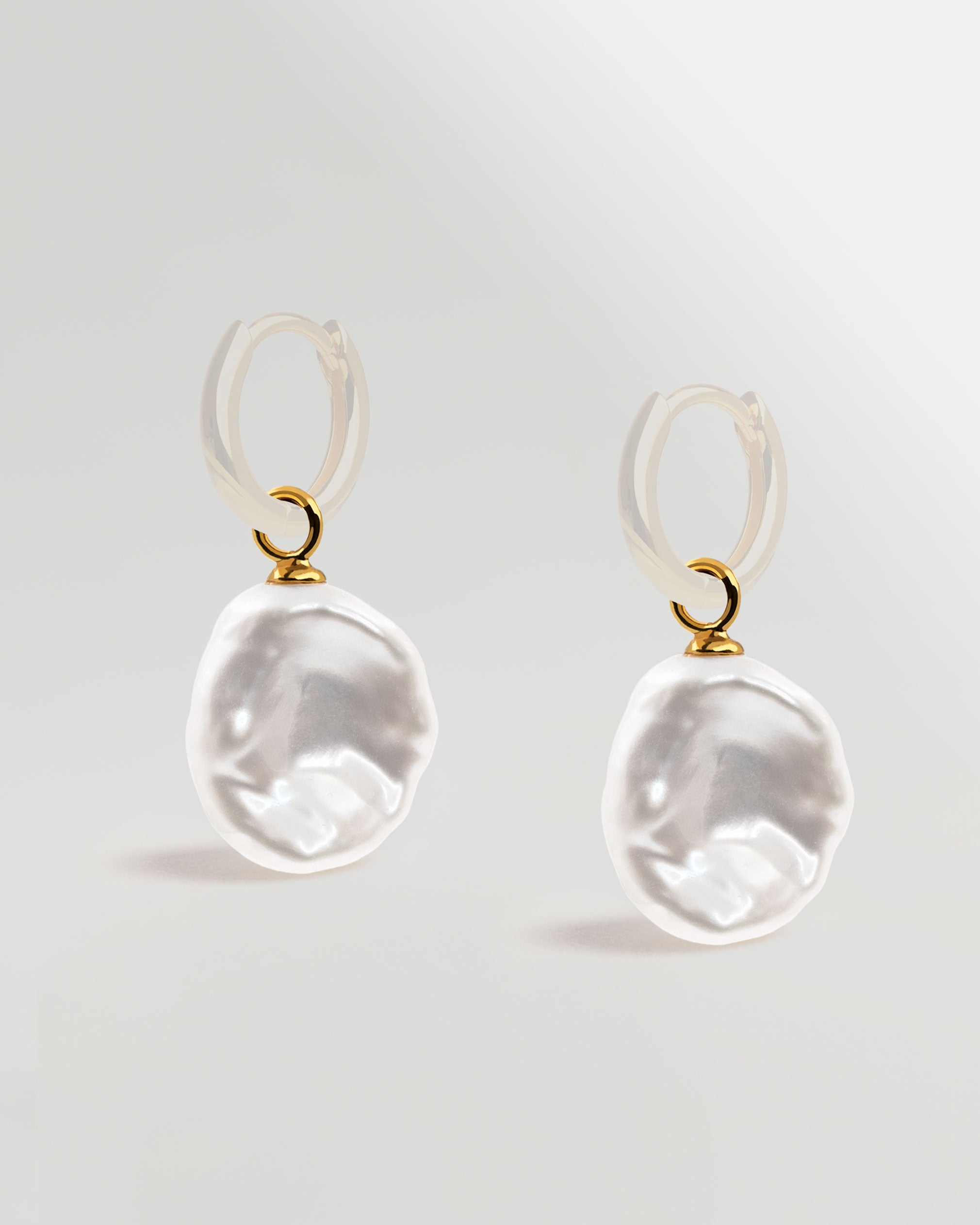 Charms de Oro de 18k con Perla Keshi