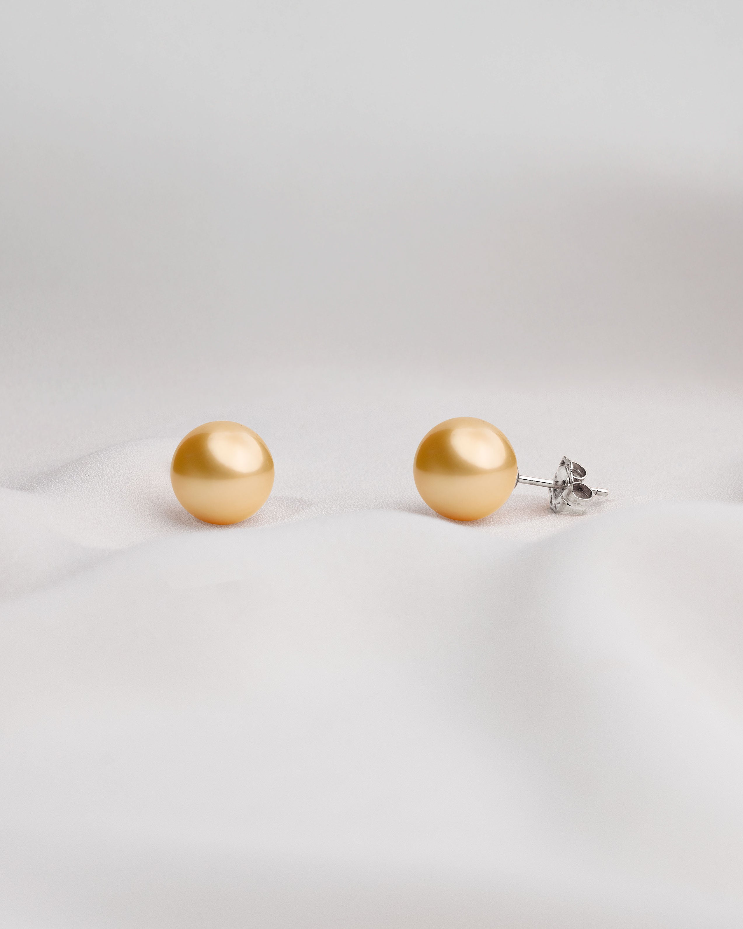 Pendientes de Perlas Cultivadas Australianas Doradas AAA en Oro Blanco de 18 k | 11-11,5 mm