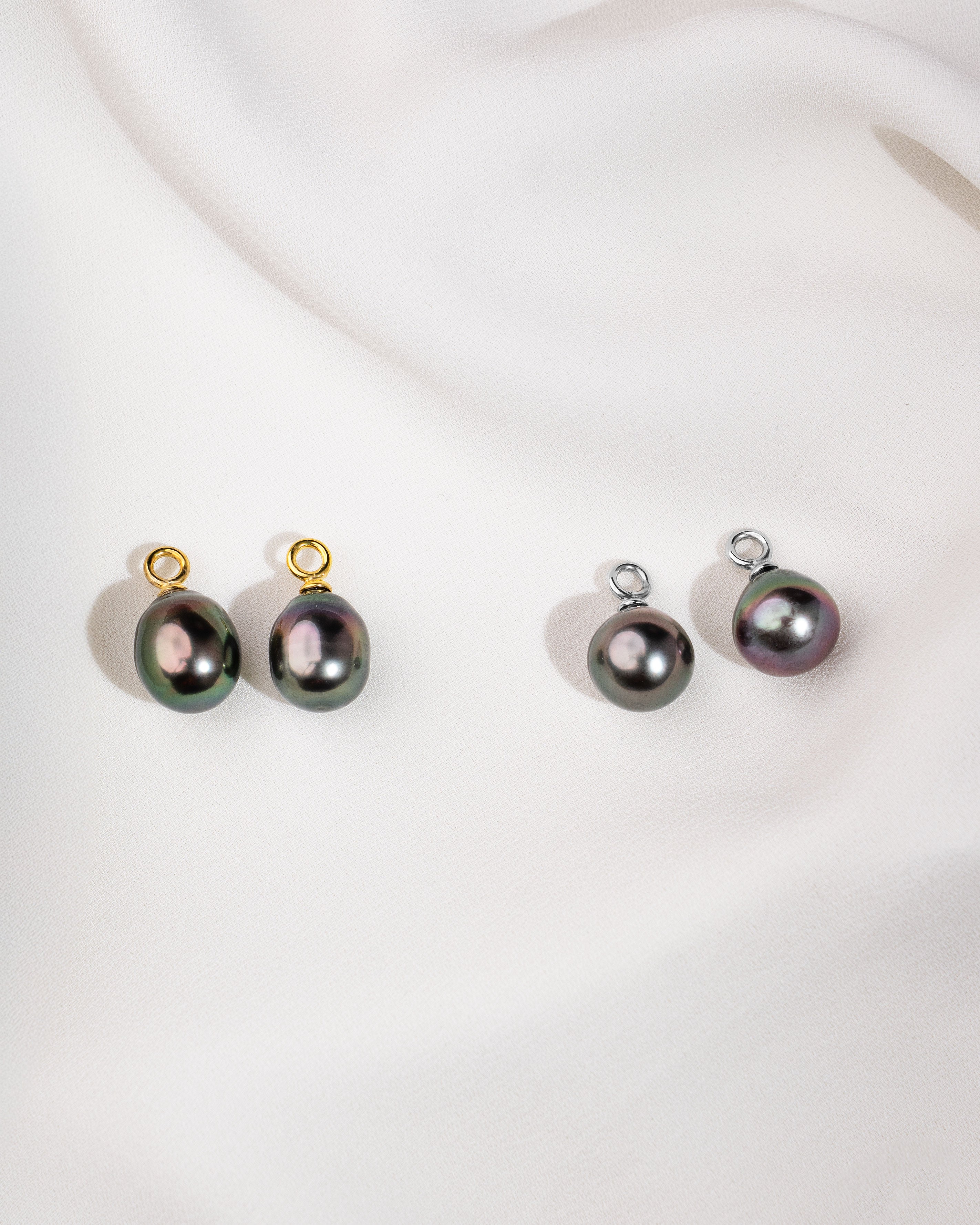 Charms de Oro de 18k con Perla Tahití Barroca